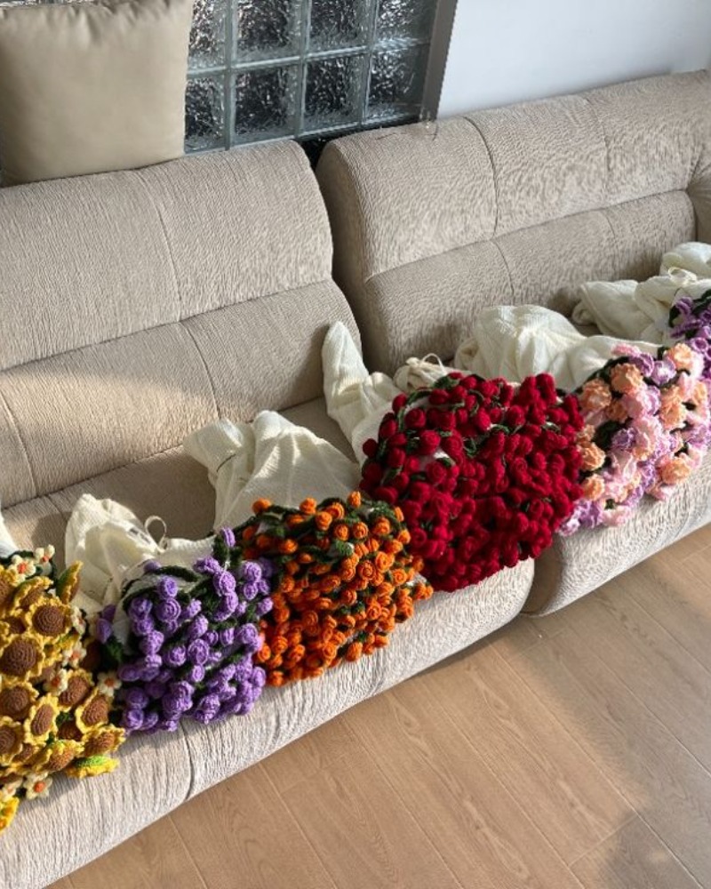 Crocheted Flower Blanket / Table cloth