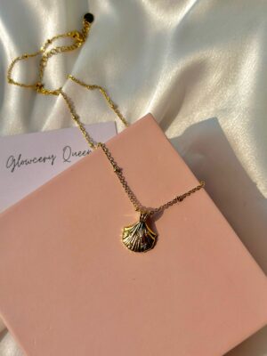 Shelle' Charm Necklace