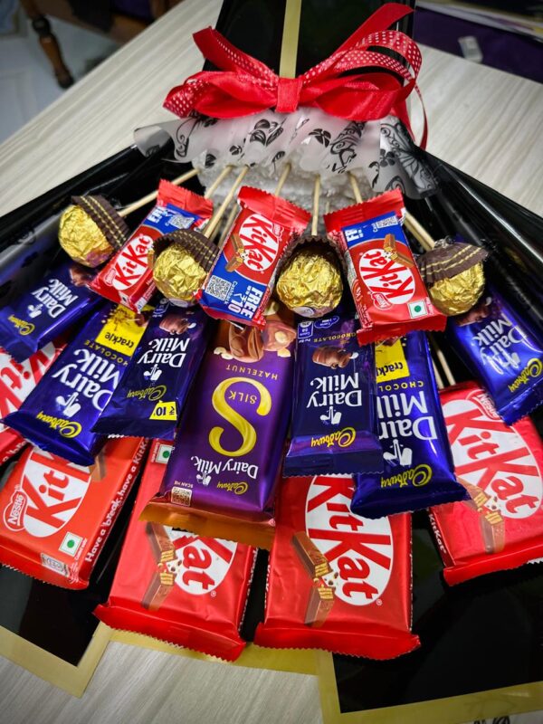 WhatsApp Image 2025-10-11 at 2.26.18 PM Chocolate Bouquet Gift Hamper