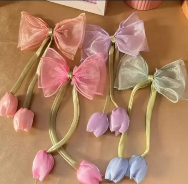 Tulip Bow Clip
